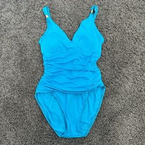 Lauren Ralph Lauren NWT Blue Beach Club Rouged One Piece Swimsuit Size 14 US